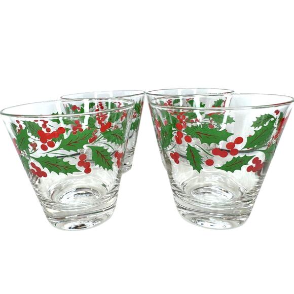 Vintage Holly Berry Design Old Fashion Rocks Glass Set of 4 Holidays Winter 9 Oz - Picture 1 of 6